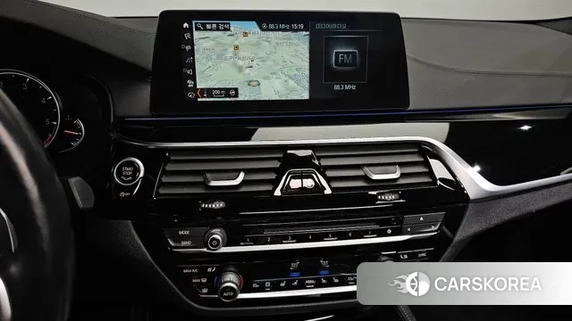 BMW 5 Series (G30) 2018 Черный из Кореи, фото 5