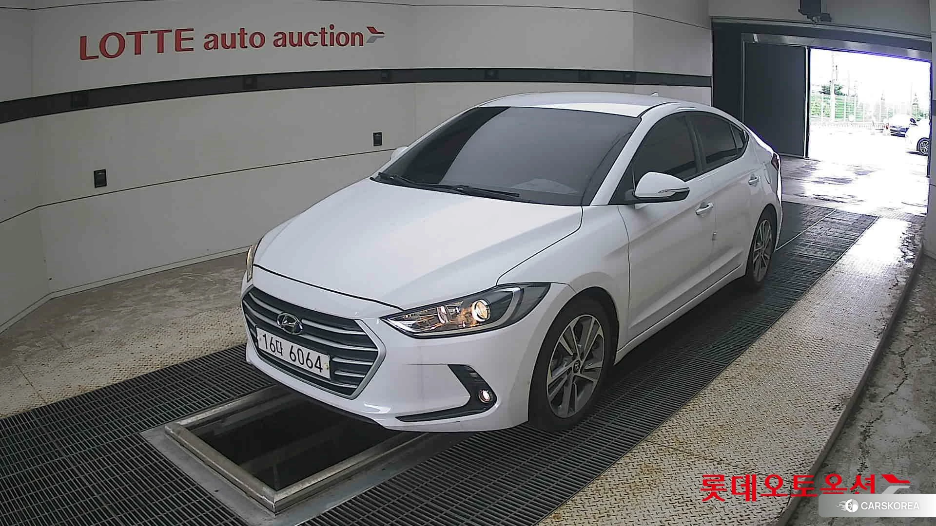 Hyundai Avante 2018 Белый из Кореи, фото 5