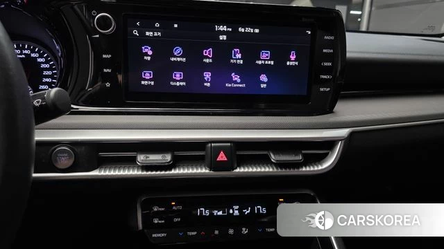 Kia K5 3rd generation 2023 Белый из Кореи, фото 5