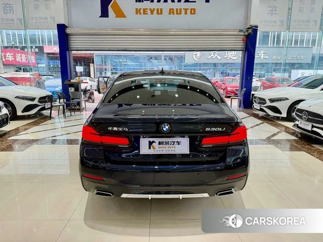 BMW 5 series 2021 Черный из Китая, фото 5