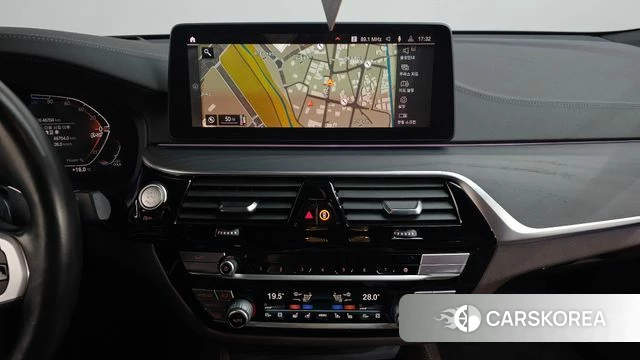 BMW 6 Series GT (G32) 2021 Черный из Кореи, фото 5