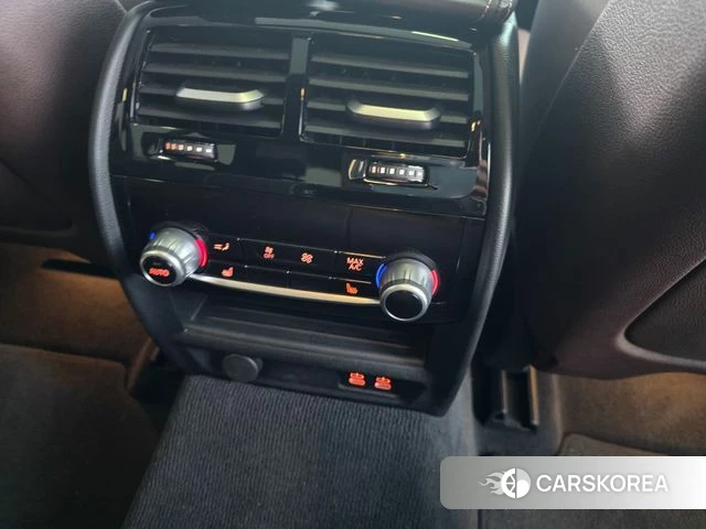 BMW 6 Series GT (G32) 2024 Серебристо-серый из Кореи, фото 5