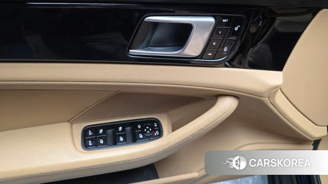 Porsche Panamera (971) 2018 Синий из Кореи, фото 5