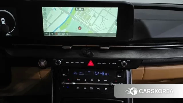 Kia Carnival 4th generation 2023 Белый из Кореи, фото 5