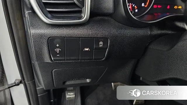 Kia Sportage The Bold 2019 Серебряный из Кореи, фото 5