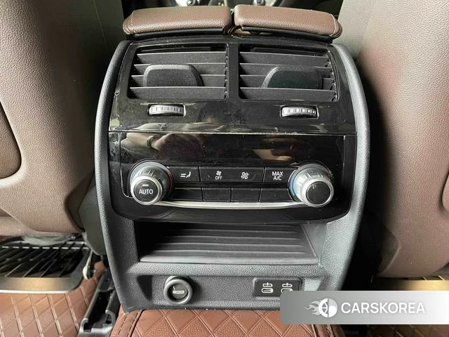 BMW 5 series 2022 Черный из Китая, фото 5