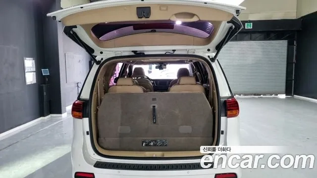 Kia The New Carnival 2019 Белый из Кореи, фото 5