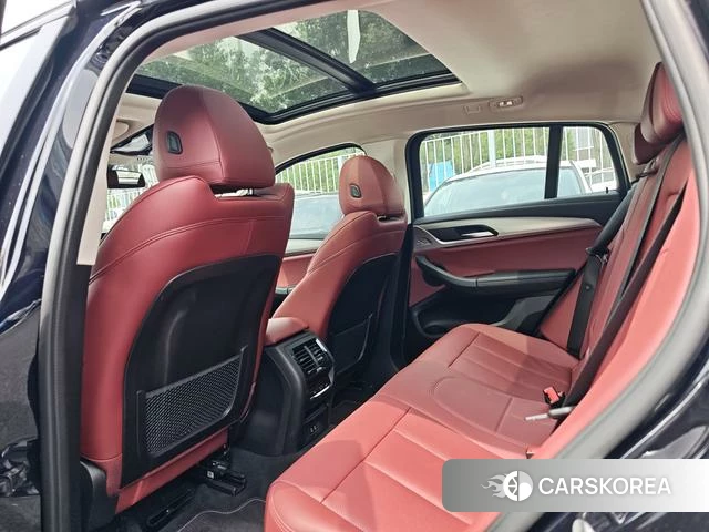 BMW X4 2022 Черный из Китая, фото 5