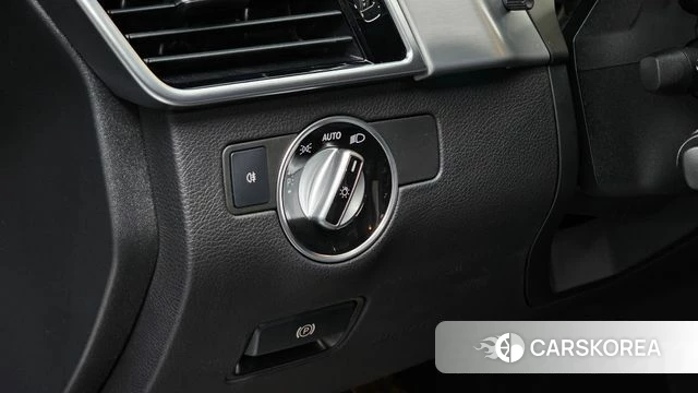 Mercedes-Benz GLE - Class W166 2018 Черный из Кореи, фото 5