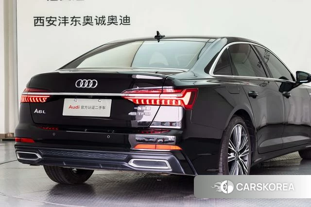 Audi A6L 2022 Черный из Китая, фото 5