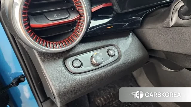 Chevrolet (GM Daewoo) Trax Crossover 2024 Синий из Кореи, фото 5