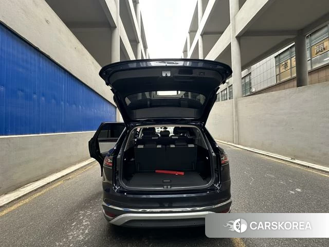 Volkswagen ID.6 CROZZ 2022 Синий из Китая, фото 5