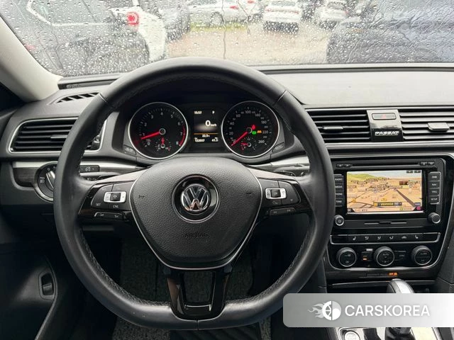 Volkswagen The New Passat 2018 Черный из Кореи, фото 5