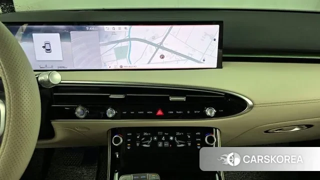 Genesis GV70 2024 Белый из Кореи, фото 5