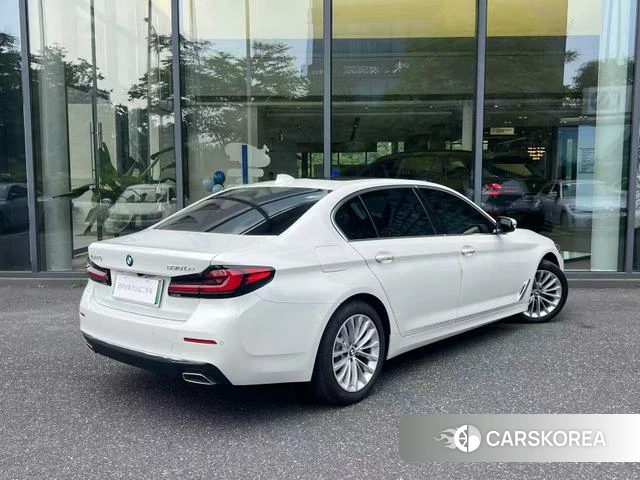 BMW 5 series PHEV 2021 Белый из Китая, фото 5