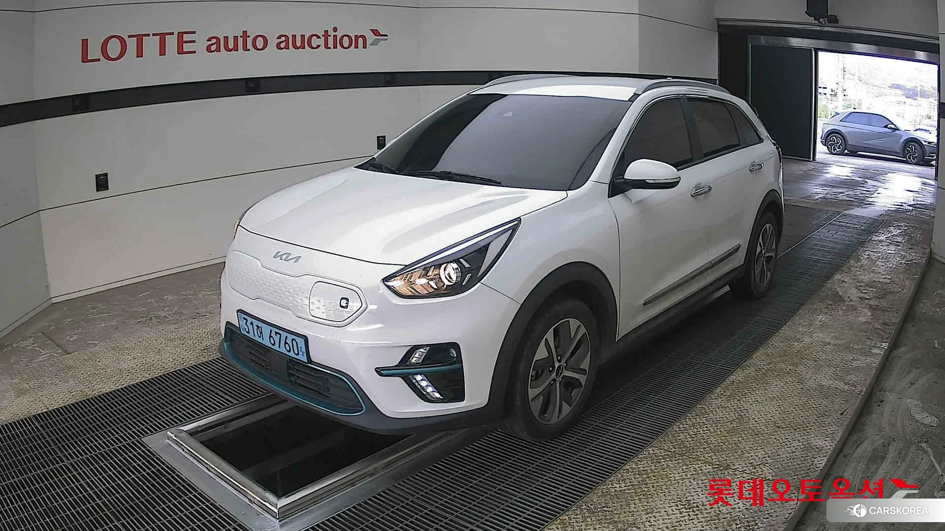 Kia Niro EV 2022 Snow White Pearl (optional) из Кореи, фото 5