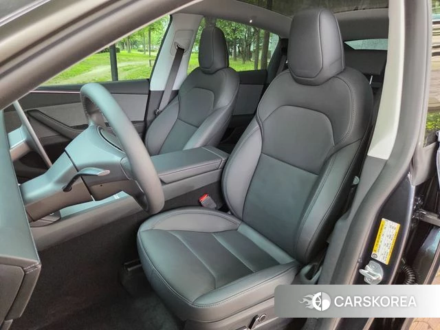 Tesla Model Y 2025 Серый из Кореи, фото 5