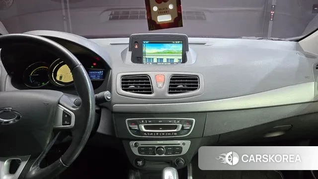 Renault Korea (Samsung) SM3 Z.E. 2018 Серебряный из Кореи, фото 5