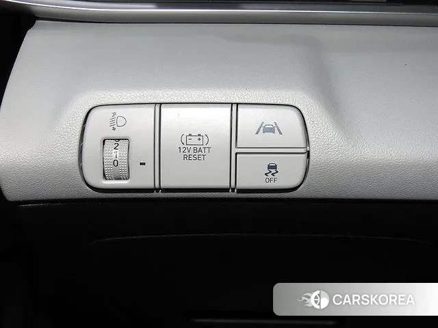 Hyundai Avante Hybrid (CN7) 2023 Серый из Кореи, фото 5