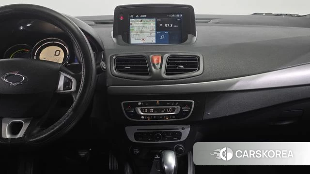 Renault Korea (Samsung) SM3 Z.E. 2020 Белый из Кореи, фото 5