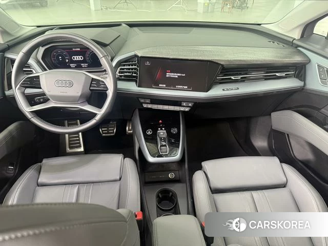 Audi Q5 e-tron 2024 Черный из Китая, фото 5