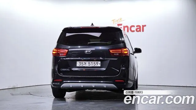 Kia The New Carnival 2018 Серый из Кореи, фото 5