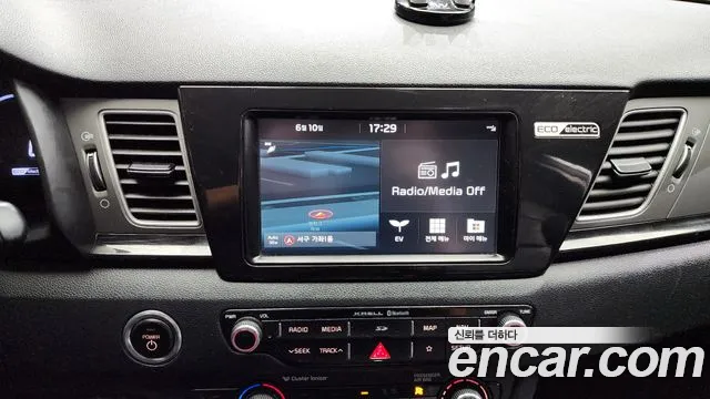 Kia Niro EV 2018 Белый из Кореи, фото 5