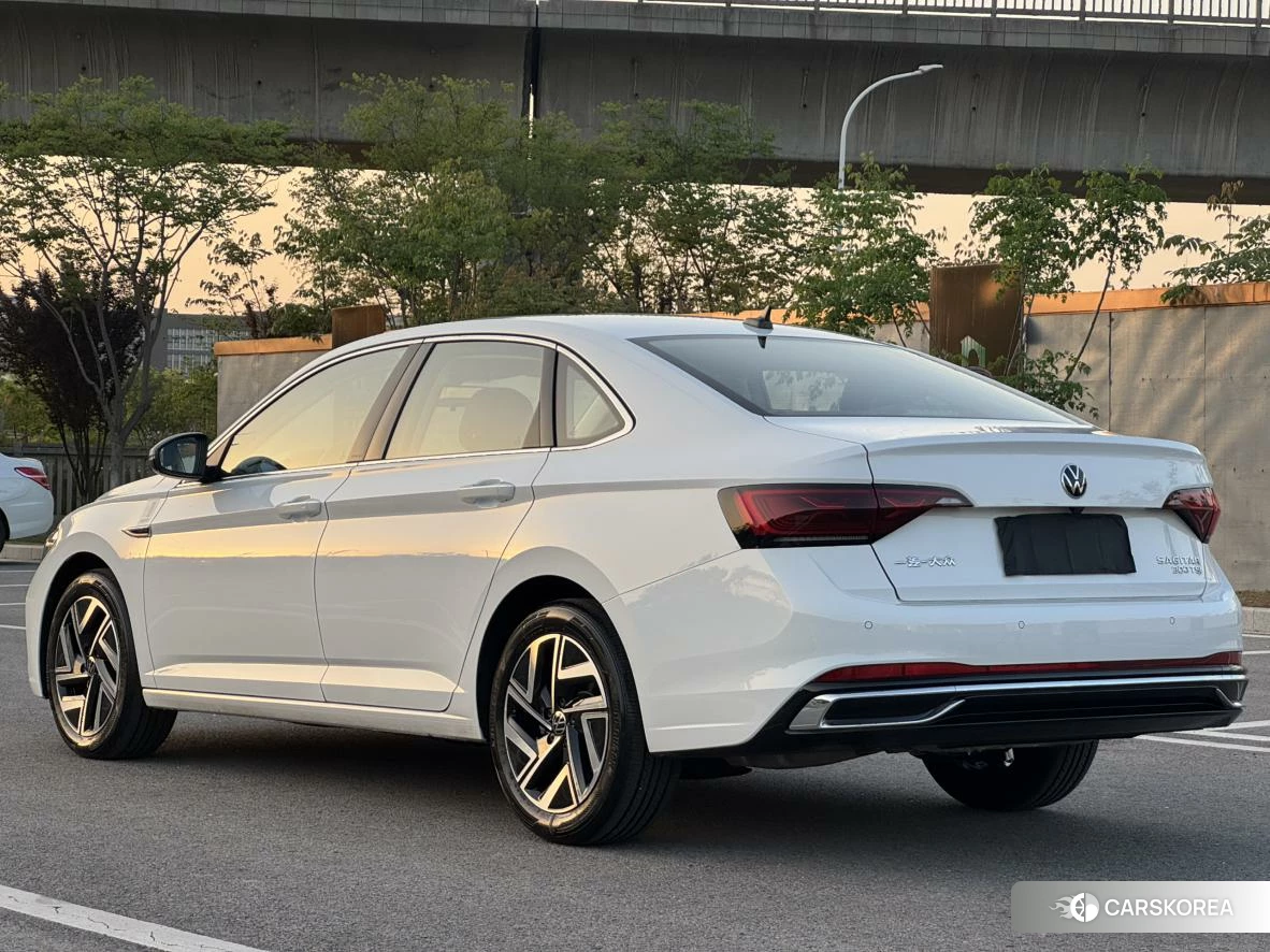 Volkswagen Sagitar 2024 Белый из Китая, фото 5