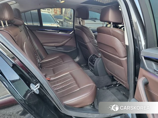 BMW 5 Series (G30) 2022 Черный из Кореи, фото 5