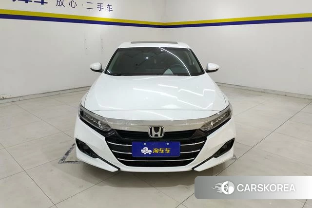 Honda Accord 2022 Белый из Китая, фото 5