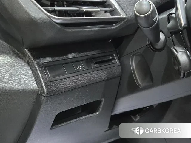 Peugeot 5008 second generation 2020 Серый из Кореи, фото 5