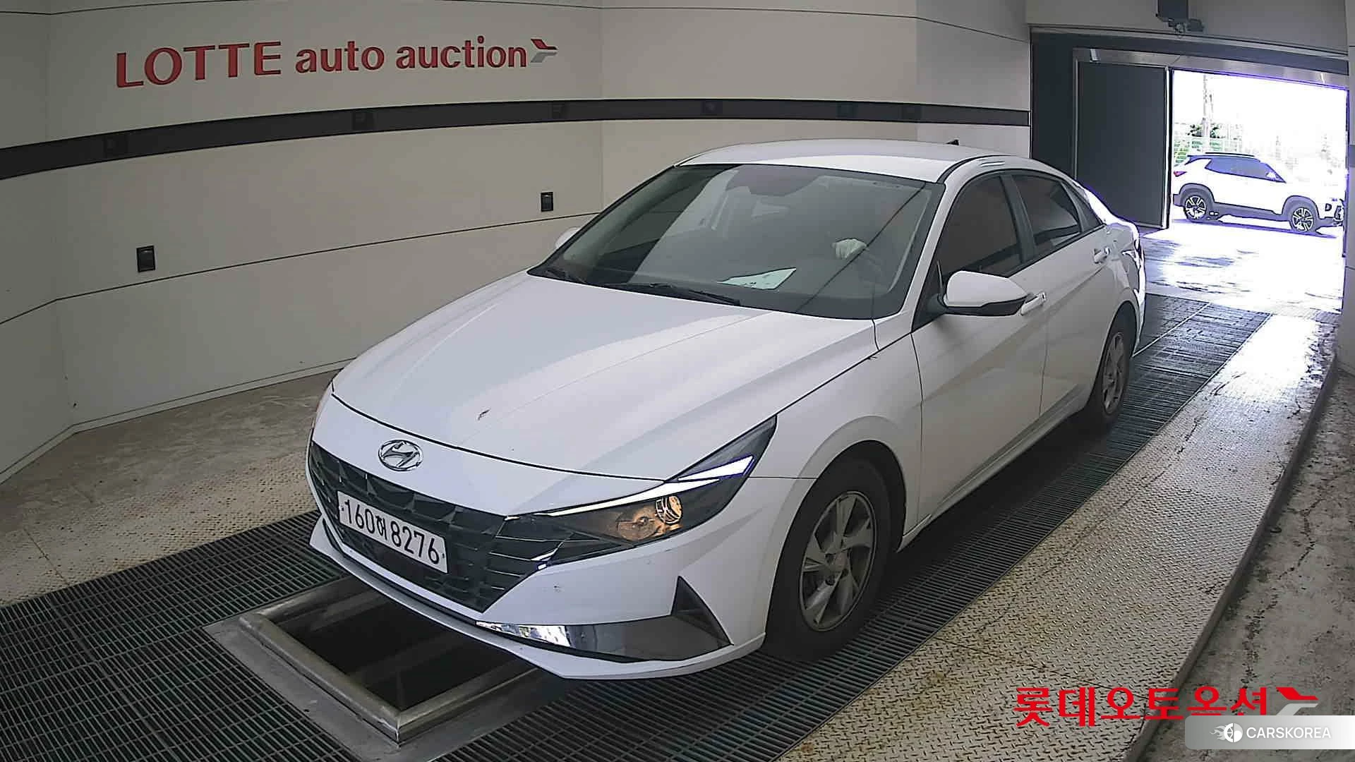 Hyundai Avante 2021 Polar White из Кореи, фото 5
