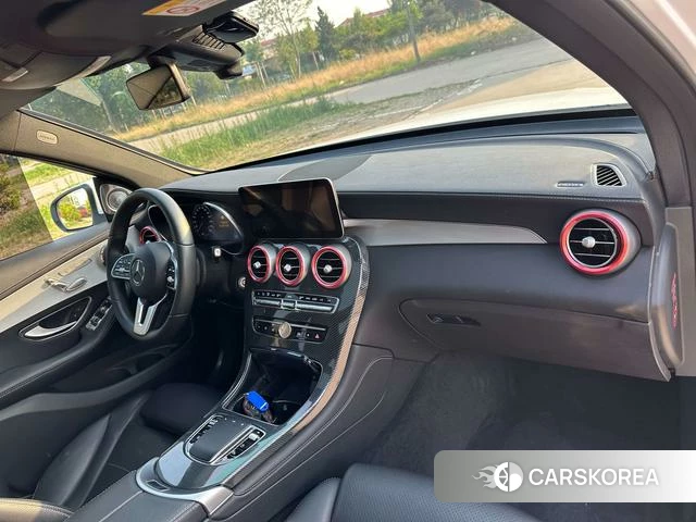 Mercedes-Benz GLC 2021 Белый из Китая, фото 5