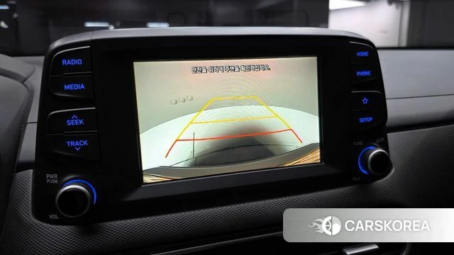 Hyundai Kona 2018 Серебристо-серый из Кореи, фото 5