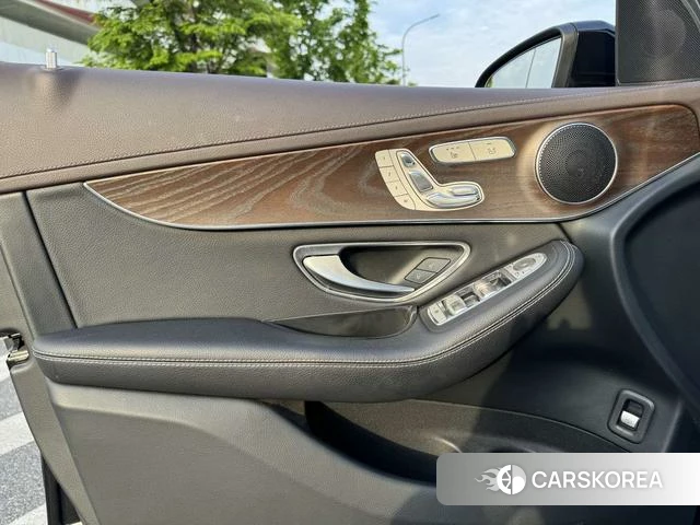Mercedes-Benz GLC 2022 Черный из Китая, фото 5