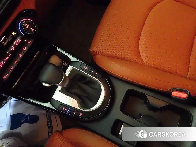 Kia The New K3 2nd generation 2022 Белый из Кореи, фото 5