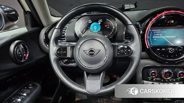 Mini Cooper Clubman 2021 Жемчужный цвет из Кореи, фото 5