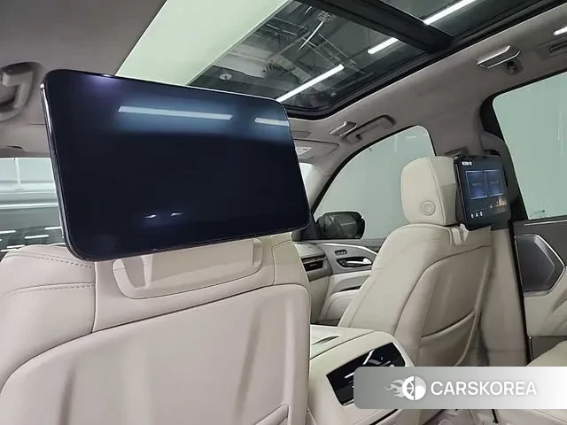 Cadillac Escalade 5th Generation 2023 Черный из Кореи, фото 5