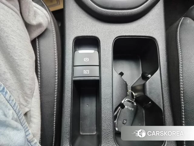 Kia The New K3 2nd generation 2021 Белый из Кореи, фото 5