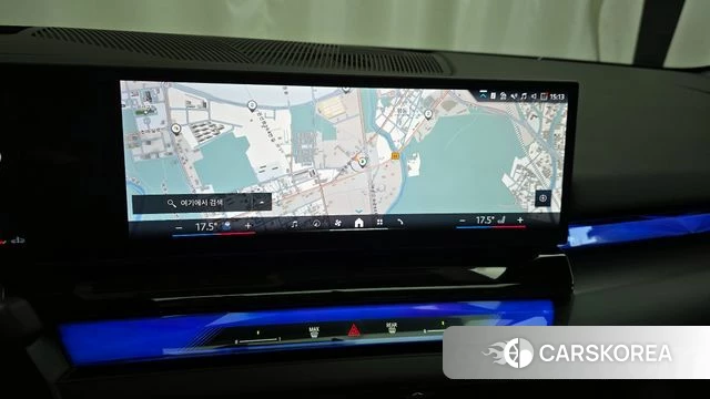 BMW 5 Series (G60) 2025 Черный из Кореи, фото 5