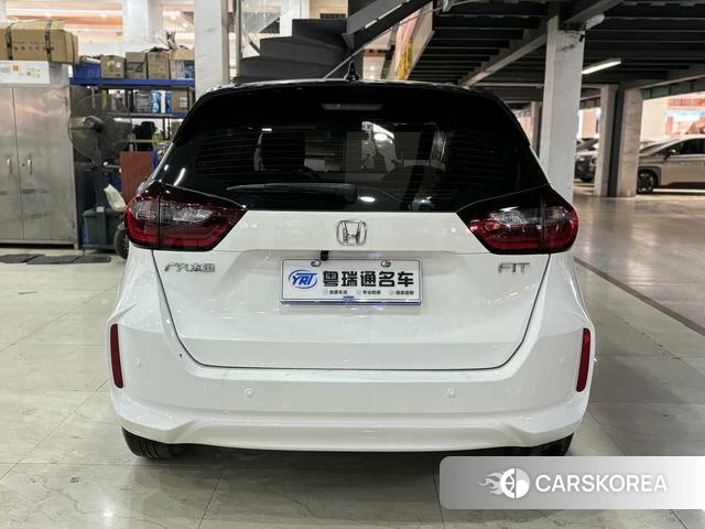 Honda Fit 2022 Белый из Китая, фото 5