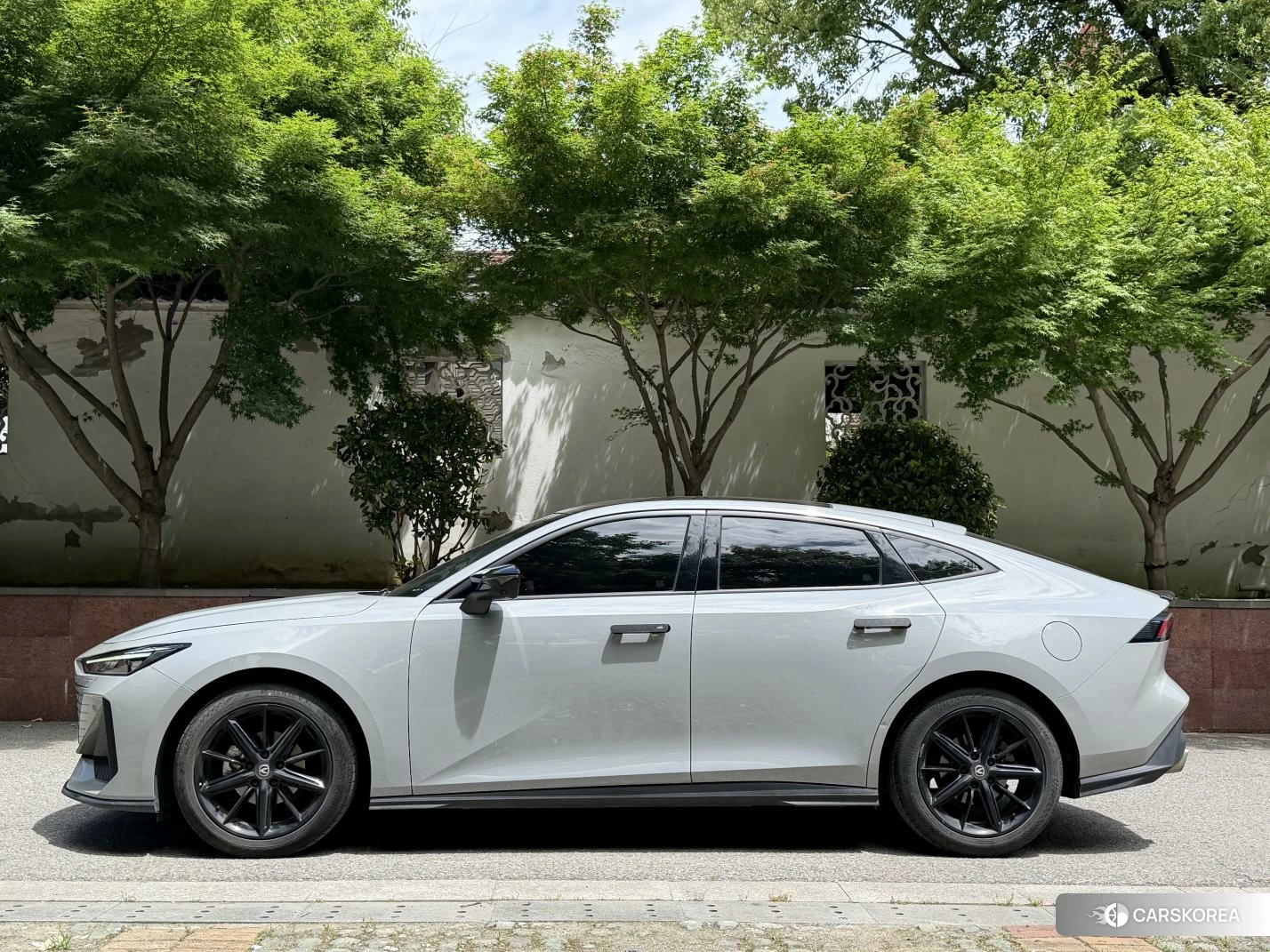 Chang'an UNI-V 2022 Серебристо-серый из Китая, фото 5