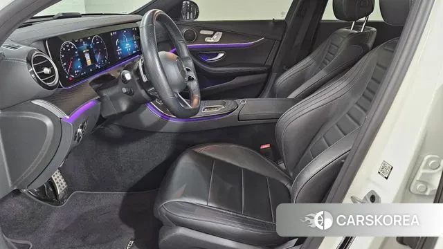 Mercedes-Benz E-Class W213 2021 Белый из Кореи, фото 5