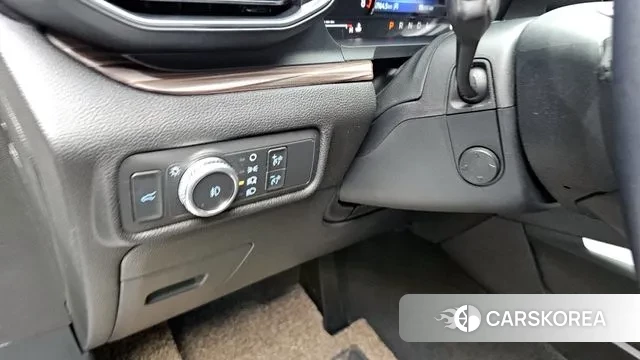 Ford Explorer 6th Generation 2022 Белый из Кореи, фото 5