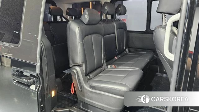 Hyundai Staria 2023 Черный из Кореи, фото 5