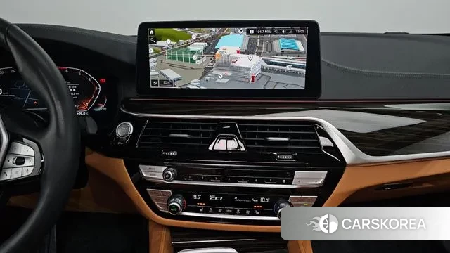 BMW 5 Series (G30) 2023 Белый из Кореи, фото 5