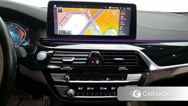 BMW 5 Series (G30) 2021 Черный из Кореи, фото 5