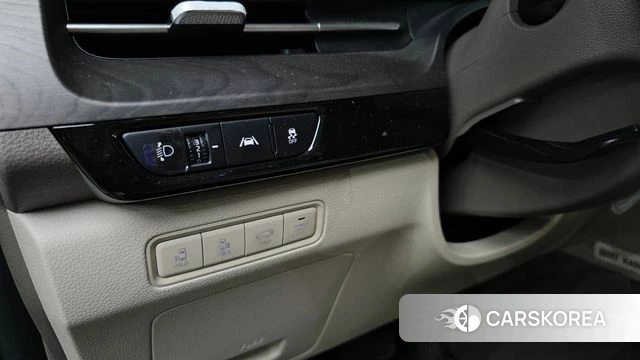 Kia Carnival 4th generation 2023 Черный из Кореи, фото 5