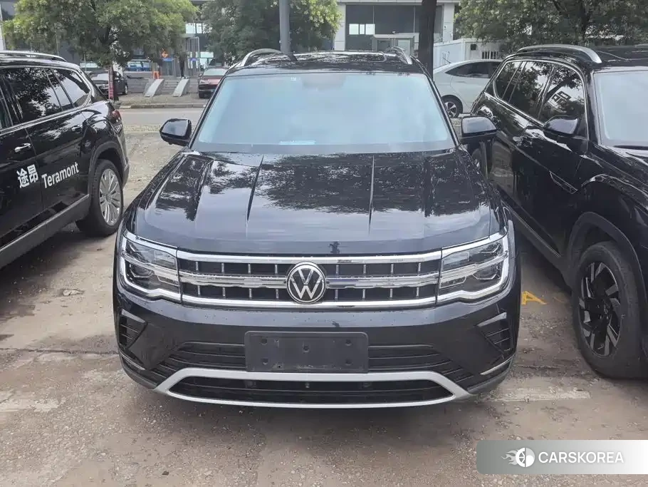 Volkswagen Touareg 2021 Черный из Китая, фото 5