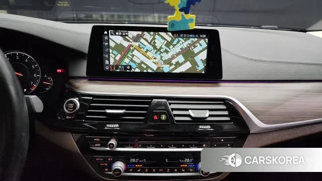 BMW 5 Series (G30) 2018 Серый из Кореи, фото 5